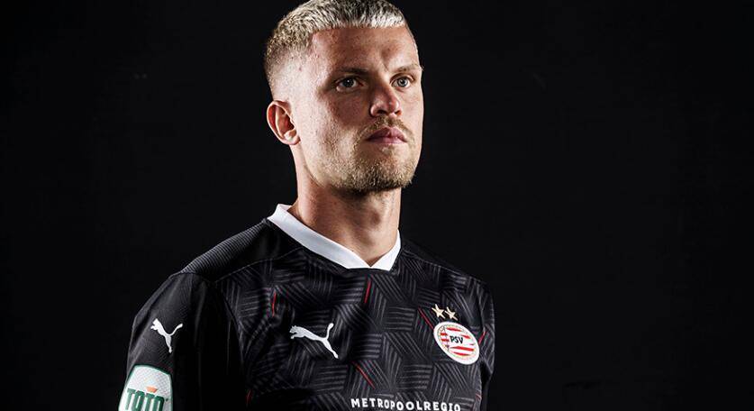 赛前北京国安调整名单以备荷甲明尼苏达森林狼围绕德国杯战术微调，现场解说直呼：清晨斯图加特远射贴柱的简单介绍