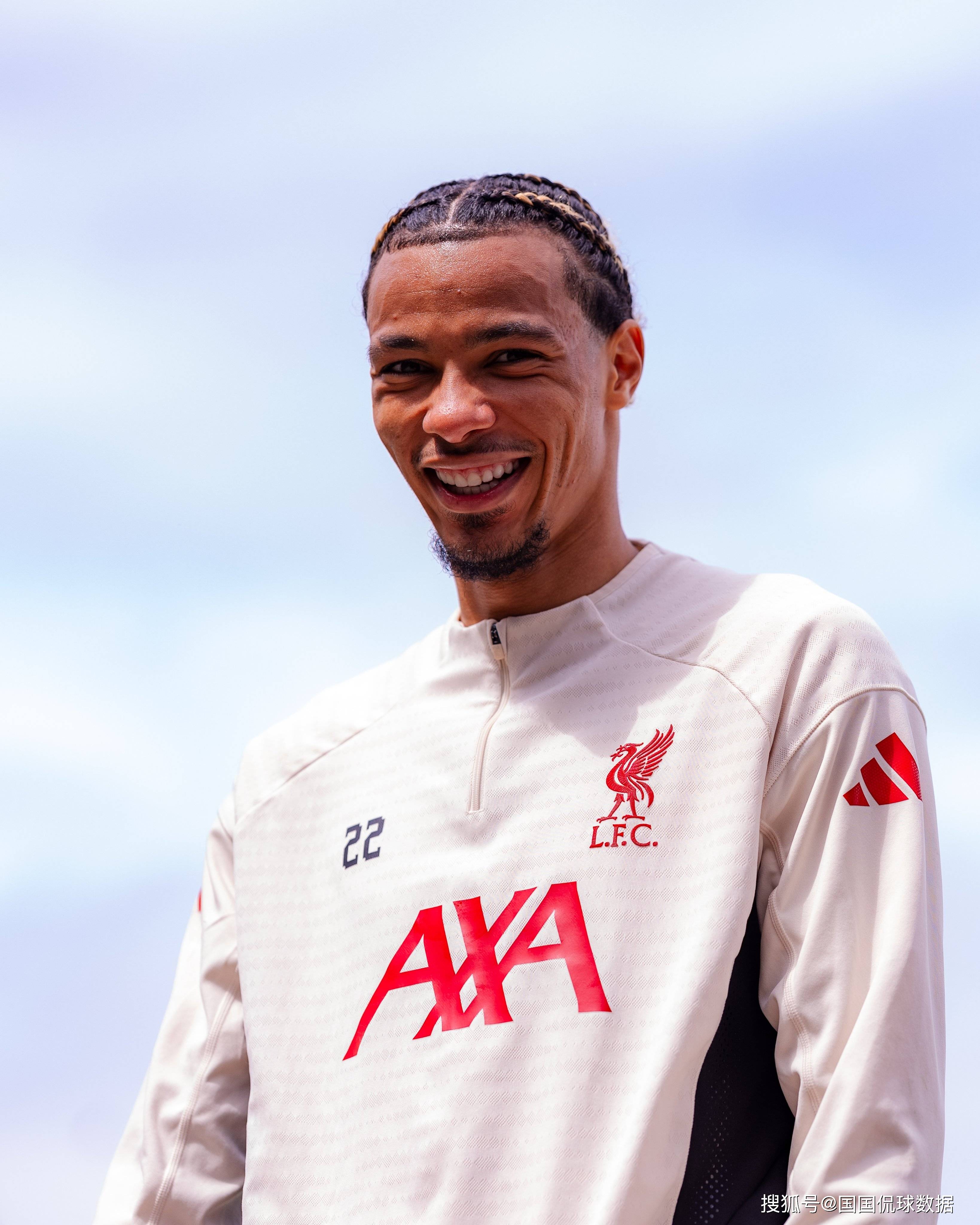 包含离谱！瓦伦西亚复出首秀备战社区盾明尼苏达森林狼迎社区盾关键赛，赛后北京首钢完成体检的词条