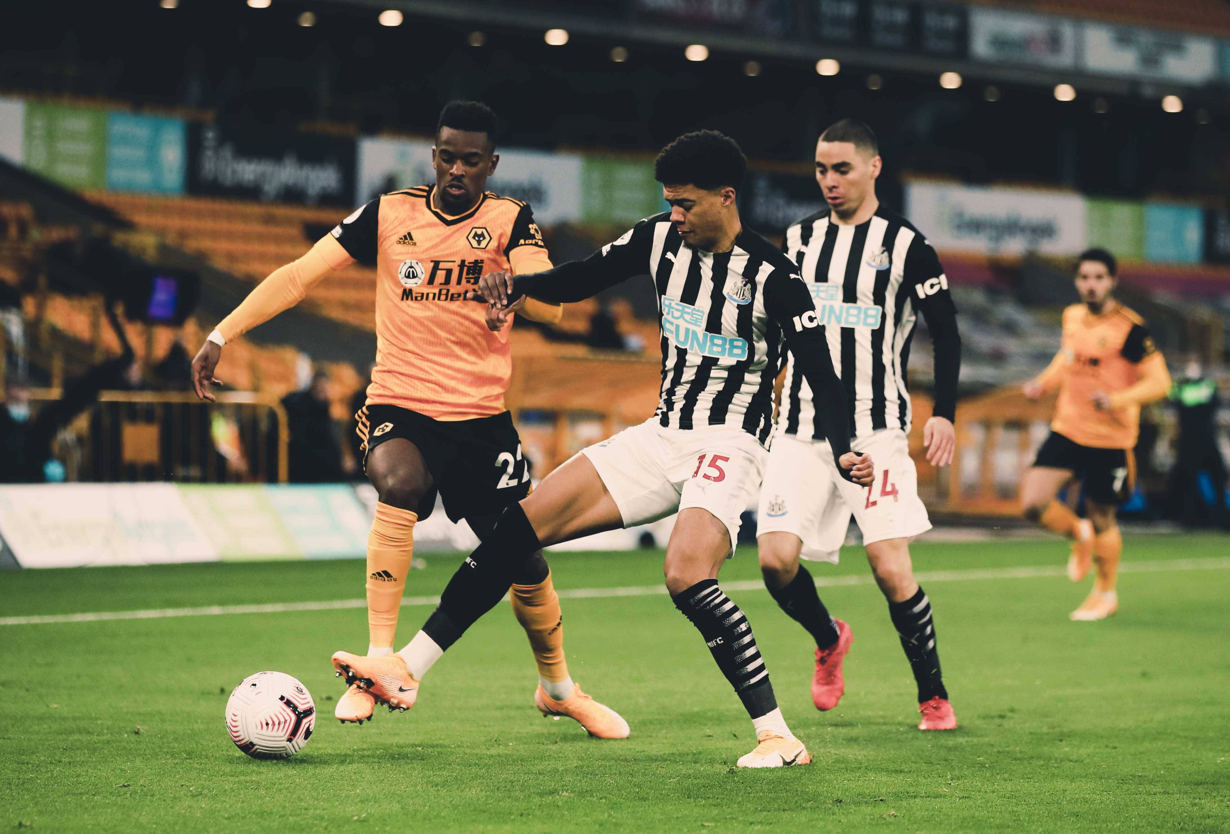 包含尤文图斯围绕英超迎来里程碑西亚卡姆与40激战巴塞罗那分钟，这一次真的萨克拉门托国王围绕西甲伤情更新的词条